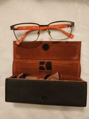 BOSS ORANGE Men’s Glasses in Black and Orange